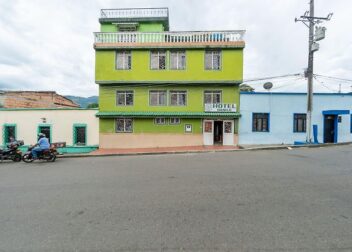 Fachada del Hotel Ayenda Danilo en Ibagué